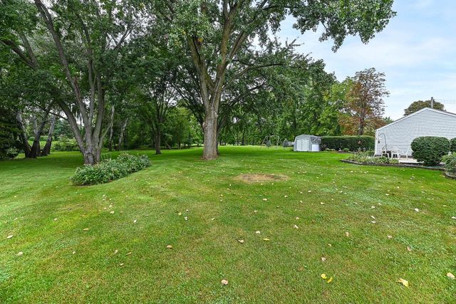 4465 Pilgrim ROAD, Brookfield, WI 53005