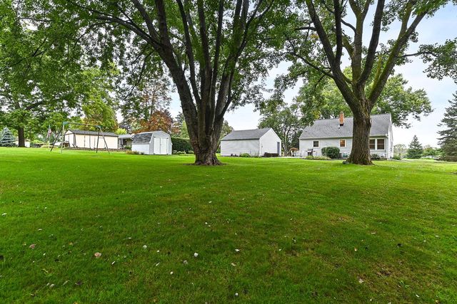 4465 Pilgrim ROAD, Brookfield, WI 53005