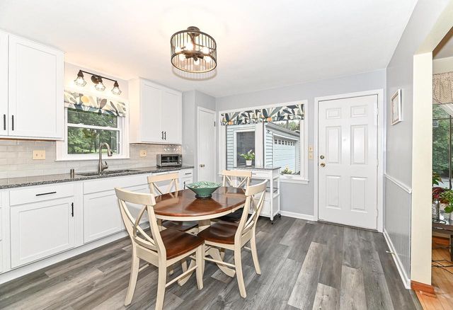 4465 Pilgrim ROAD, Brookfield, WI 53005