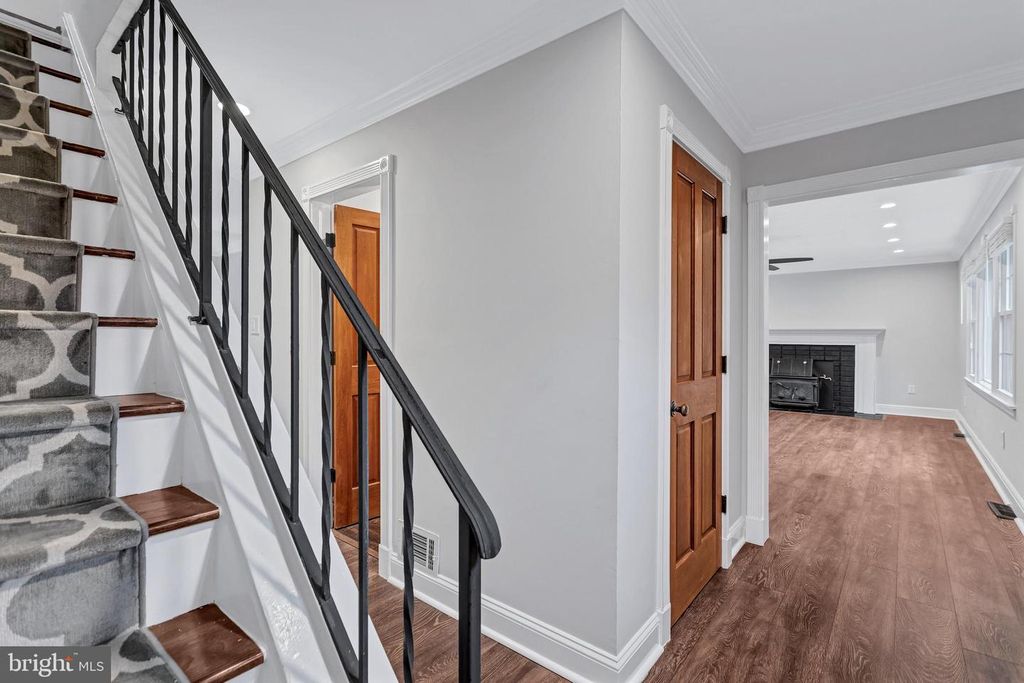 15903 SHERWOOD AVE, Laurel, MD 20707