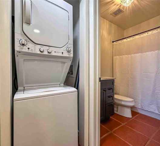 4405 W FAIR OAKS AVENUE 8, Tampa, FL 33611