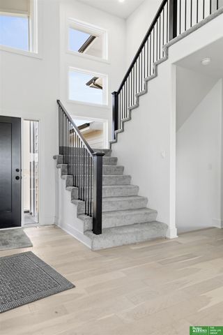 5713 N 198th Street, Elkhorn, NE 68022