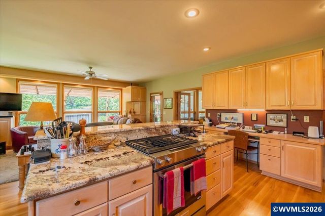2548 NW Maser Dr, Corvallis, OR 97330