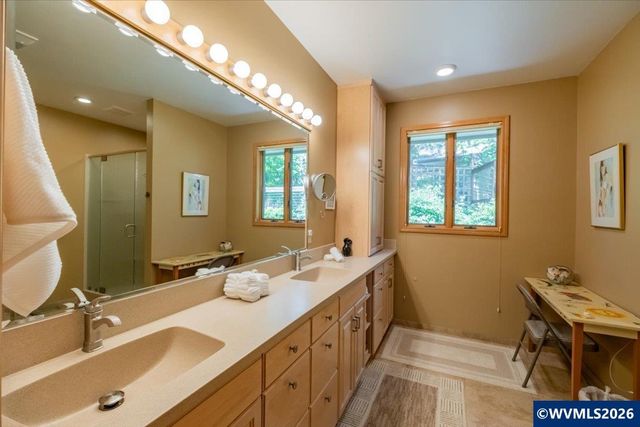 2548 NW Maser Dr, Corvallis, OR 97330