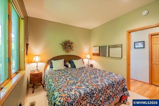 2548 NW Maser Dr, Corvallis, OR 97330