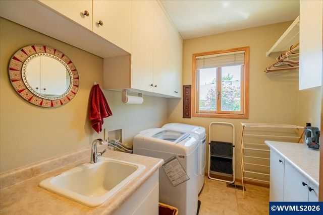 2548 NW Maser Dr, Corvallis, OR 97330