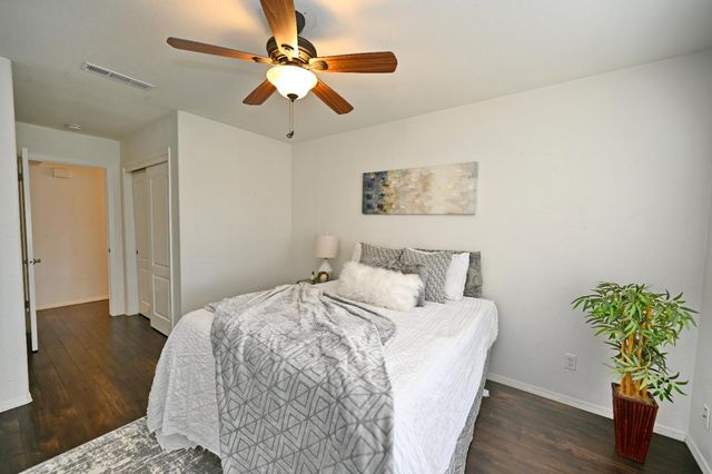 1786 E Everglade Avenue, Fresno, CA 93720