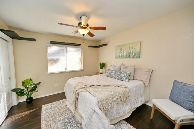 1786 E Everglade Avenue, Fresno, CA 93720