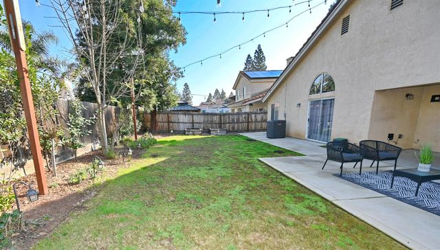 1786 E Everglade Avenue, Fresno, CA 93720