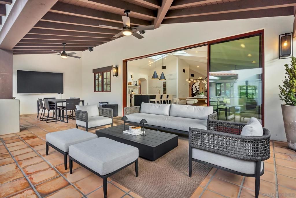 Image 23 of property listing at 1130 Pine Street, Coronado, CA 92118