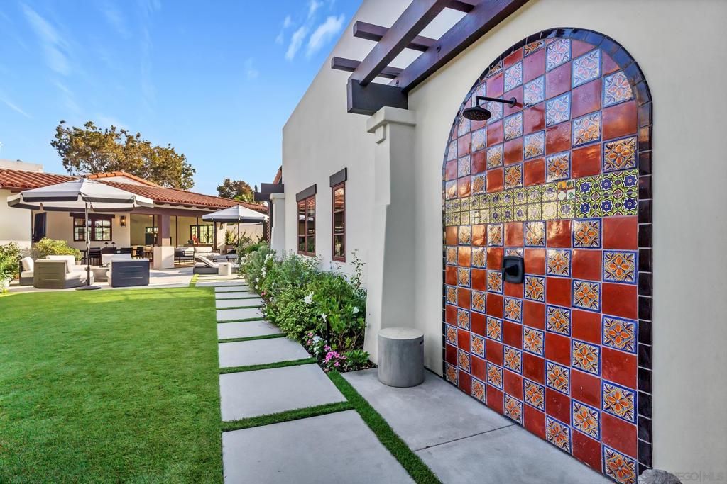 Image 46 of property listing at 1130 Pine Street, Coronado, CA 92118