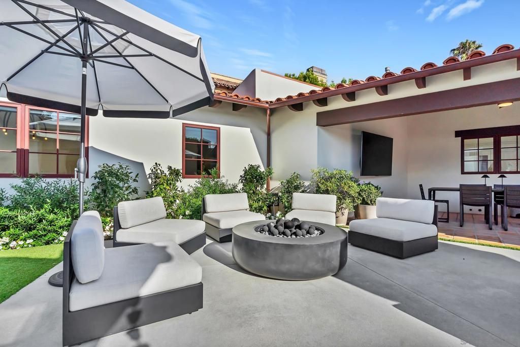 Image 47 of property listing at 1130 Pine Street, Coronado, CA 92118