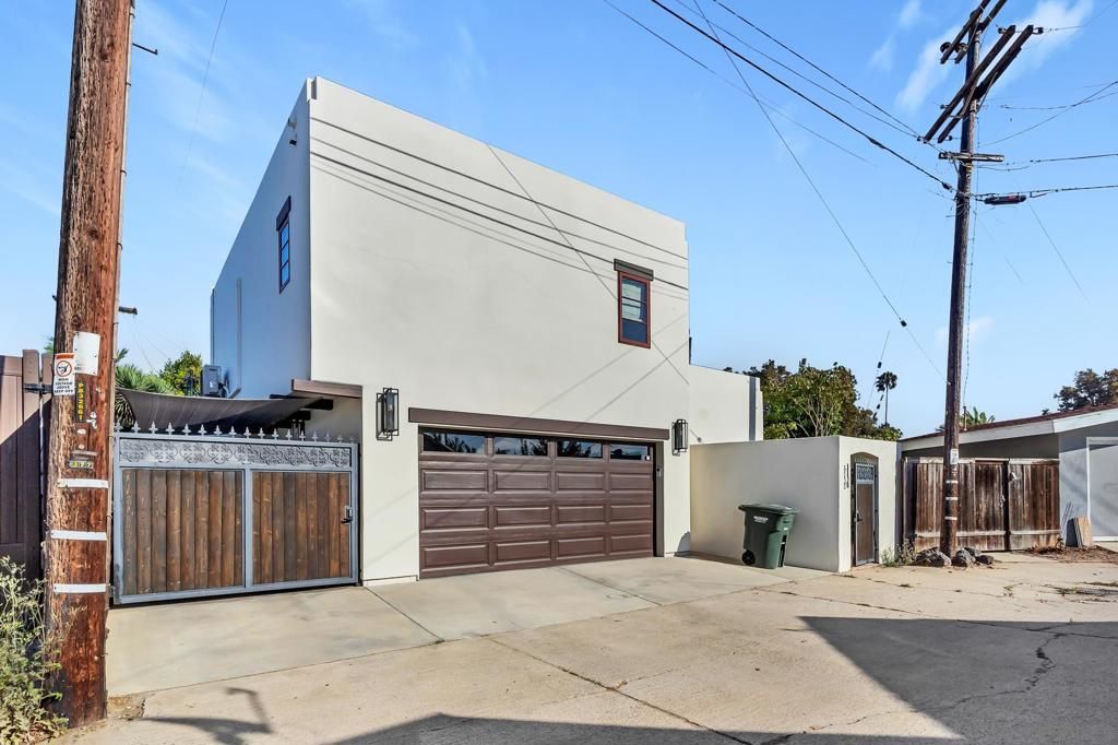 Image 53 of property listing at 1130 Pine Street, Coronado, CA 92118