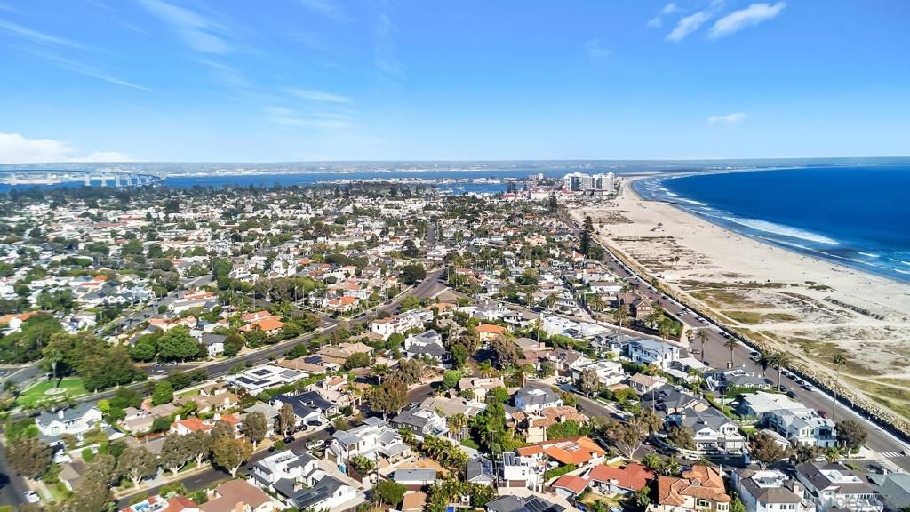 Image 57 of property listing at 1130 Pine Street, Coronado, CA 92118