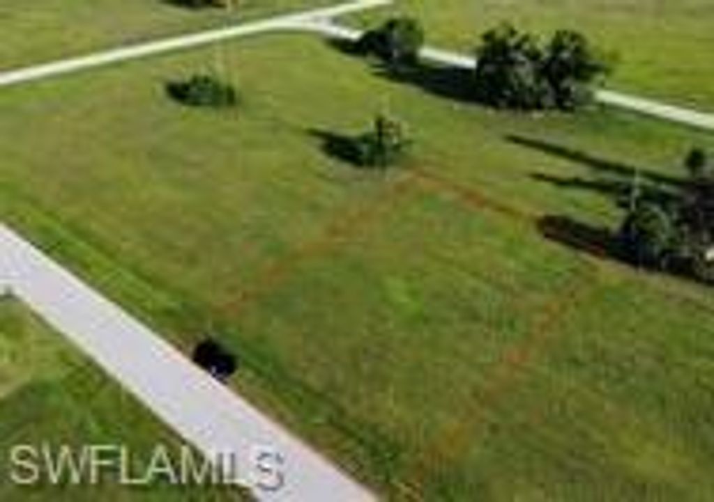 1720 NE 17th ST, CAPE CORAL, FL 33909 — photo 3