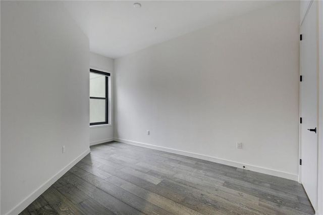 800 Embassy DR 511, Austin, TX 78702