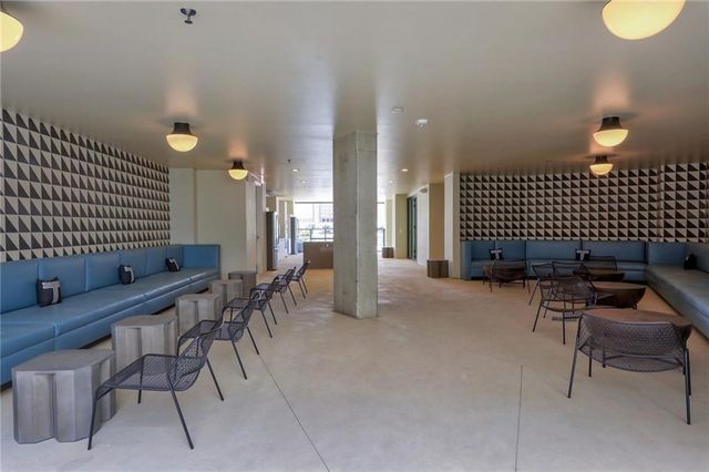 800 Embassy DR 511, Austin, TX 78702