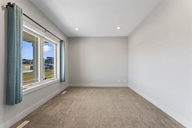 689 Steenhoek Lane NE, Byron, MN 55920