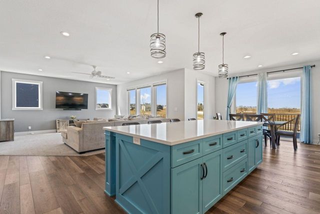 689 Steenhoek Lane NE, Byron, MN 55920