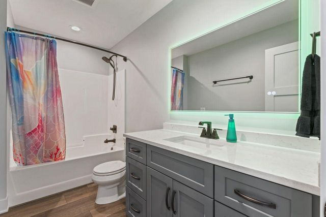 689 Steenhoek Lane NE, Byron, MN 55920