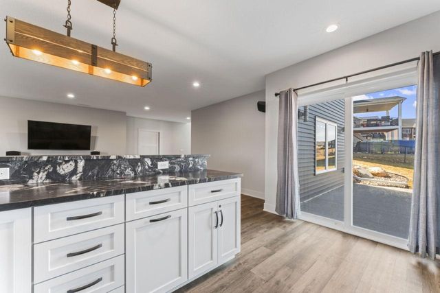 689 Steenhoek Lane NE, Byron, MN 55920