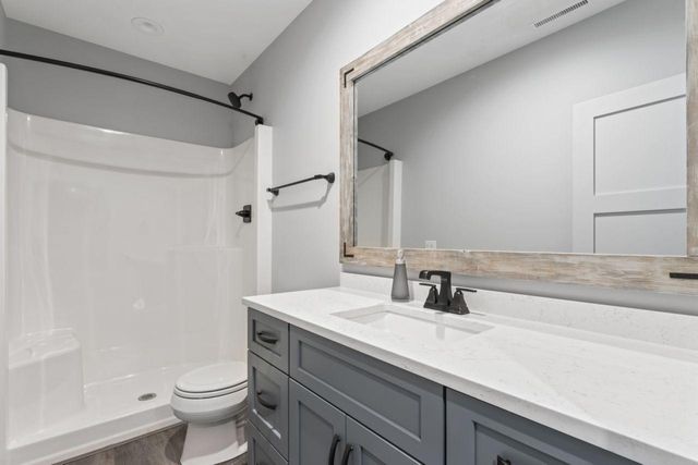 689 Steenhoek Lane NE, Byron, MN 55920