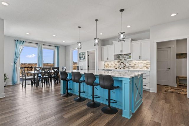 689 Steenhoek Lane NE, Byron, MN 55920