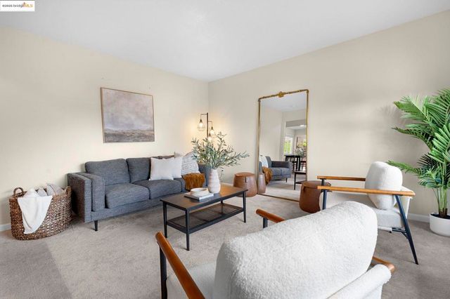 1909 Oakridge Ln, Pittsburg, CA 94565