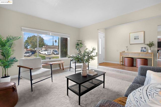 1909 Oakridge Ln, Pittsburg, CA 94565