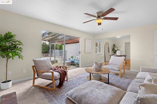 1909 Oakridge Ln, Pittsburg, CA 94565