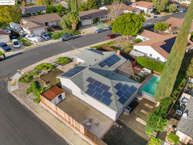 1909 Oakridge Ln, Pittsburg, CA 94565