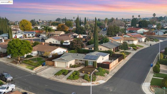 1909 Oakridge Ln, Pittsburg, CA 94565