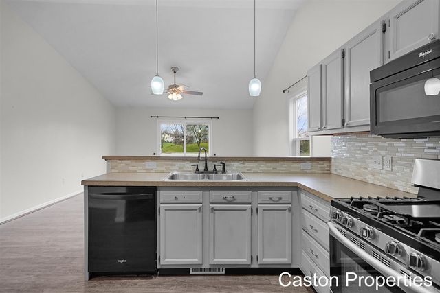 4518 Rolling Ridge Drive, Caledonia, MI 49316