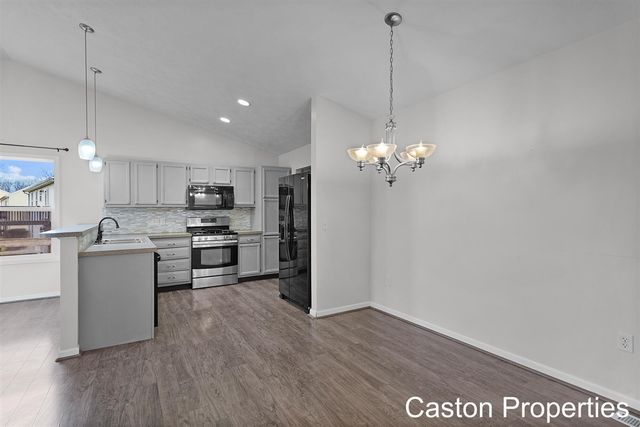 4518 Rolling Ridge Drive, Caledonia, MI 49316