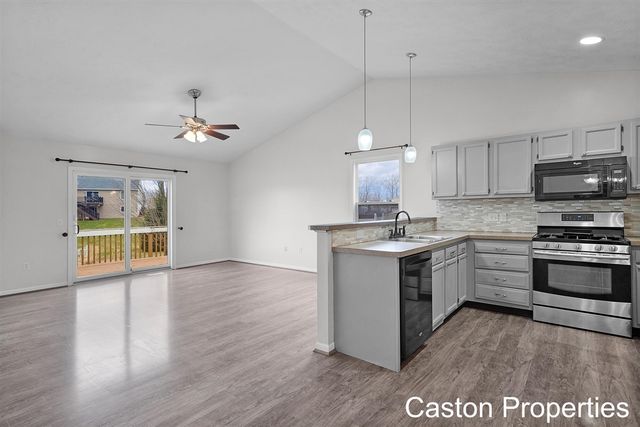 4518 Rolling Ridge Drive, Caledonia, MI 49316