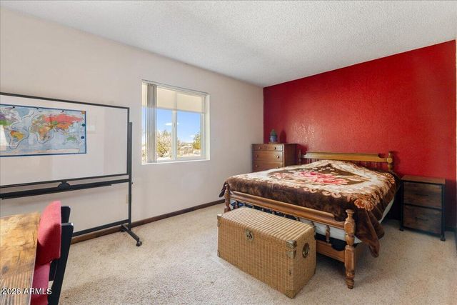 25325 N NAPLES Street, Paulden, AZ 86334