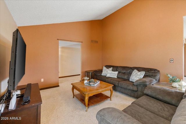25325 N NAPLES Street, Paulden, AZ 86334