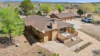 25325 N NAPLES Street, Paulden, AZ 86334
