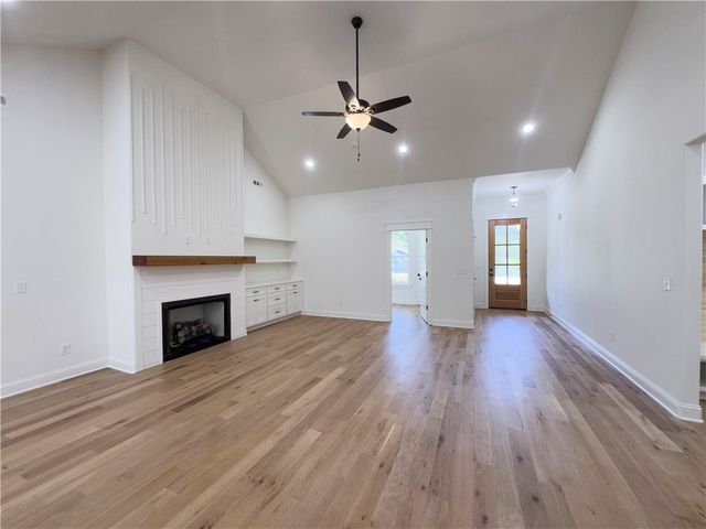 4 Sheidaig Lane, Bella Vista, AR 72715