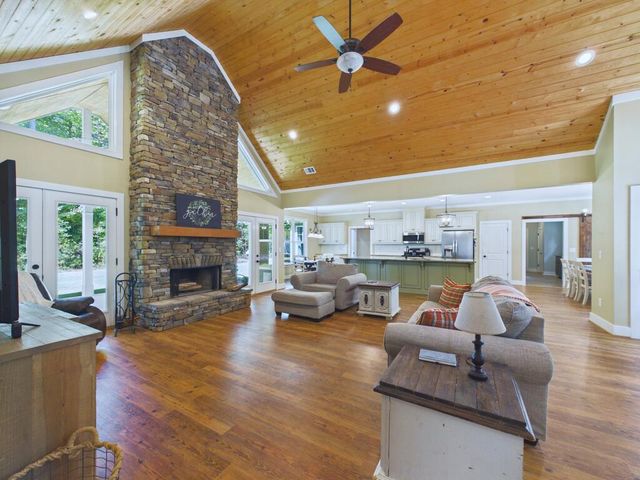162 Palmetto, Ellerslie, GA 31807