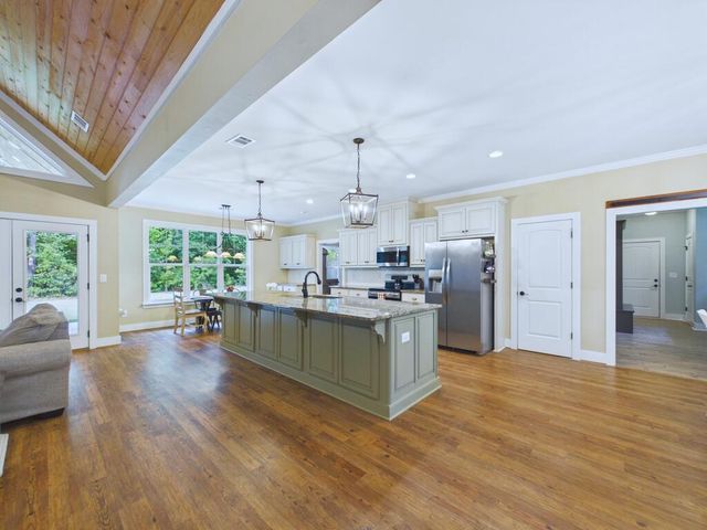 162 Palmetto, Ellerslie, GA 31807