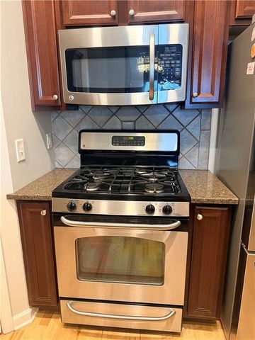 4805 W Village Way W, Smyrna, GA 30080