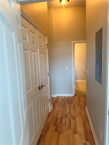 4805 W Village Way W, Smyrna, GA 30080