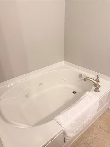 4805 W Village Way W, Smyrna, GA 30080
