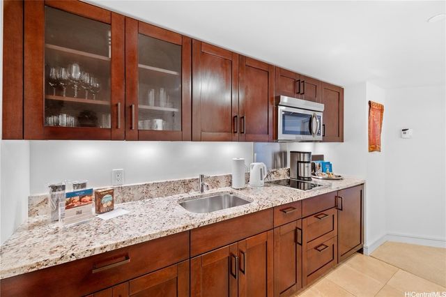 223 Saratoga Road 1007, Honolulu, HI 96815