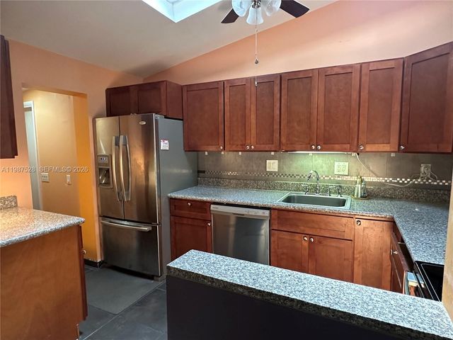 2490 Andros Ln, Fort Lauderdale, FL 33312