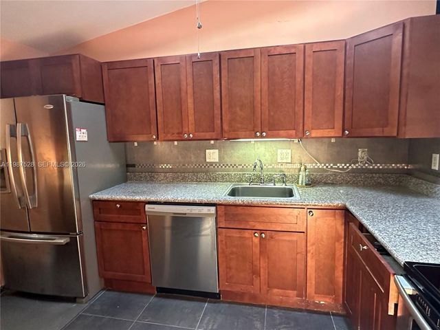 2490 Andros Ln, Fort Lauderdale, FL 33312