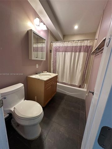 2490 Andros Ln, Fort Lauderdale, FL 33312