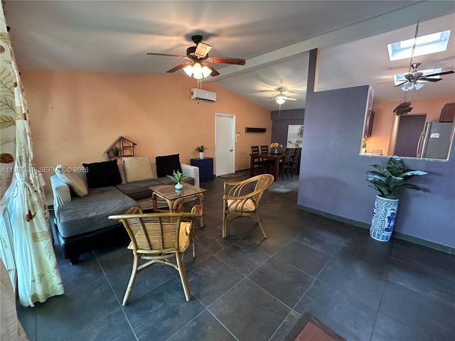 2490 Andros Ln, Fort Lauderdale, FL 33312