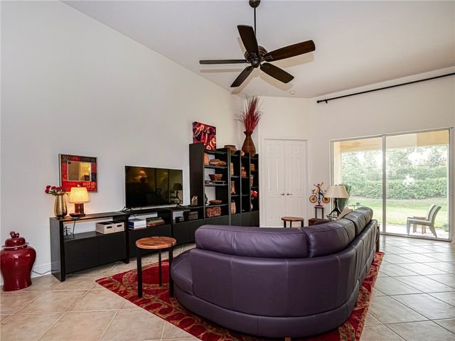 4825 Green Island Place, Vero Beach, FL 32967